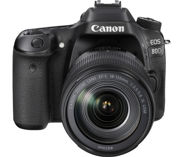 あすつく】-Canon EOS 80D EF-S 18-135 IS USM Kit
