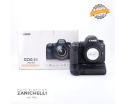 Canon EOS 6D Mark II + Grip 61000 Scatti Usato 