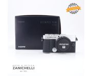 Olympus PEN E-P7 1200 Scatti Usato 