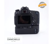 Canon EOS 760D Body 3210 Scatti + BG-E 18 Usato 
