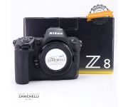 Nikon Z8 Body 2950 Scatti Usato 