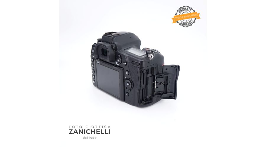 Nikon D780 Body 60146 Scatti Usato - foto 3