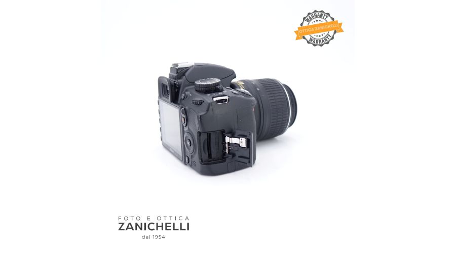 Nikon D3100 + 18-55mm  3379 Scatti Usato - foto 3