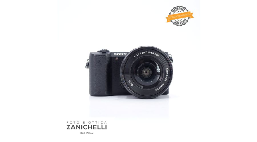 Sony A5100 + E PZ 16-50mm F/3.5-5.6 OSS 23400 Scatti Usato 