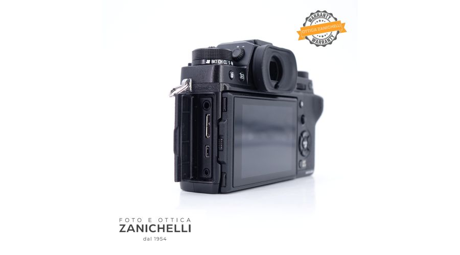 Fujifilm X-T2 Black Scatti 8 Usato - foto 4