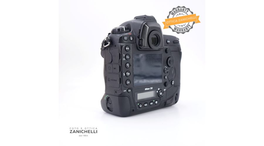 Nikon D5 69311 Scatti Usato - foto 4