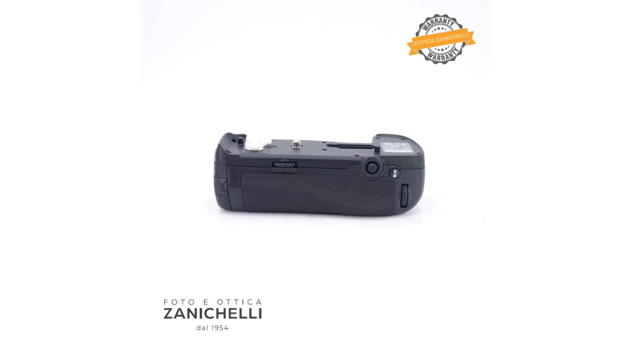 Nikon MB-D18 Battery Nital Usato - foto 2