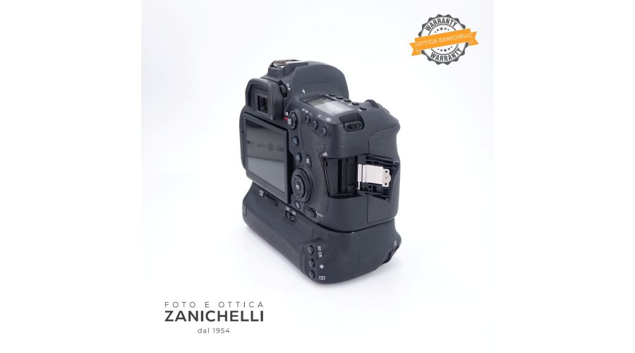 Canon EOS 6D Mark II + Grip 61000 Scatti Usato - foto 4