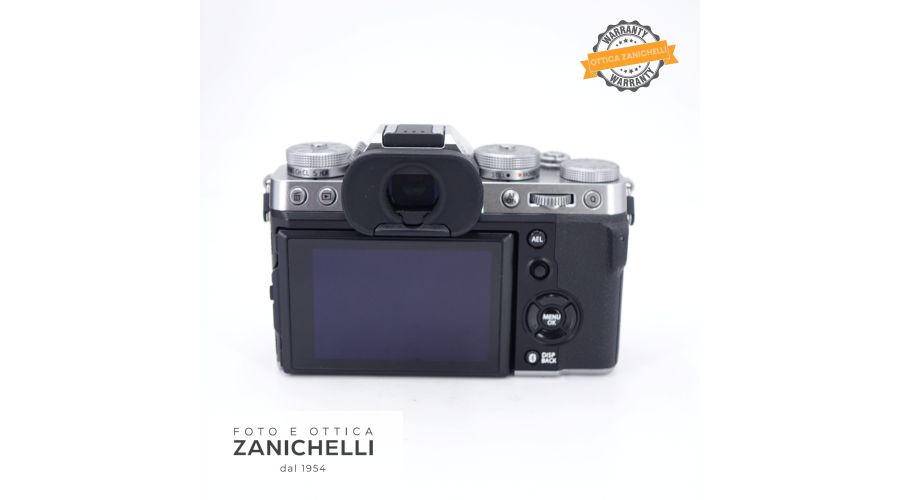 Fujifilm X-T5 Silver 590 Scatti Usato - foto 2