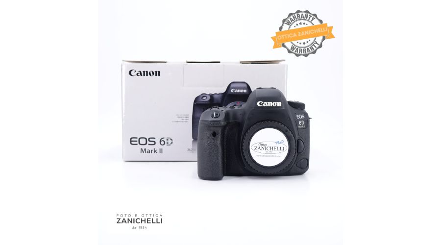 Canon EOS 6D Mark II + Grip compt 42700 Scatti Usato 