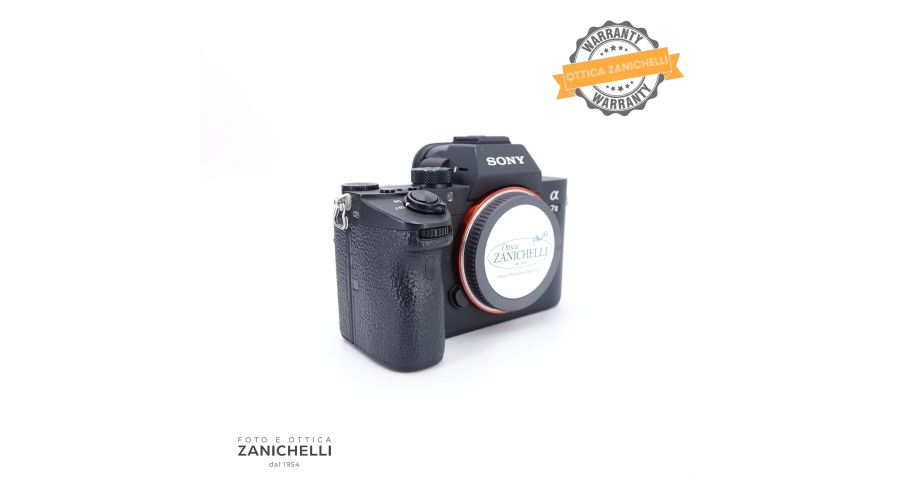 Sony A7 III + handgrip 17803 Scatti Usato - foto 6
