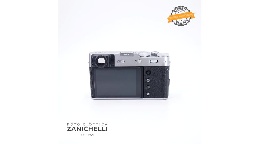 Fujifilm X100V Silver 1382 Scatti Usato - foto 2
