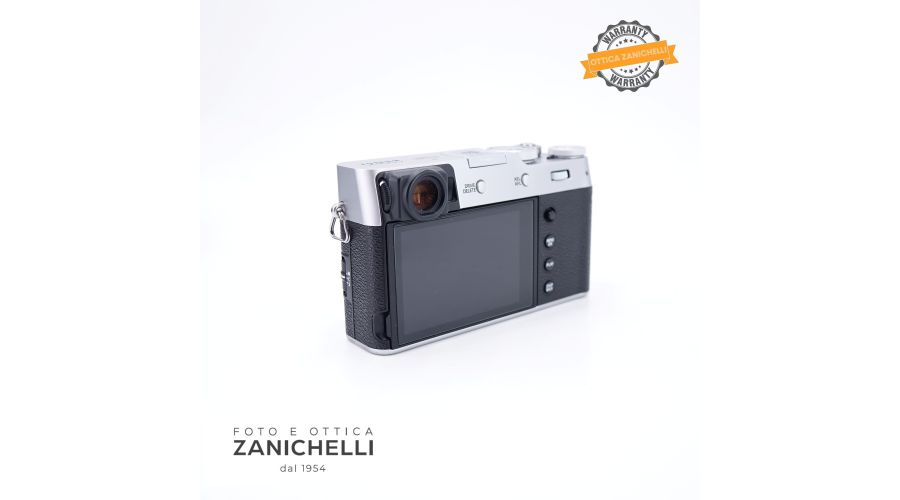 Fujifilm X100V Silver 1382 Scatti Usato - foto 4