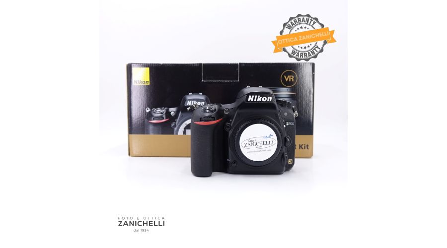 Nikon D750 Body 180300 Scatti Usato 