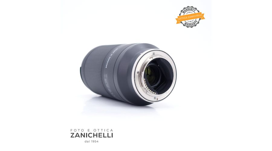 Tamron 70-300mm f/4.5-6.3 Di III RXD - foto 4