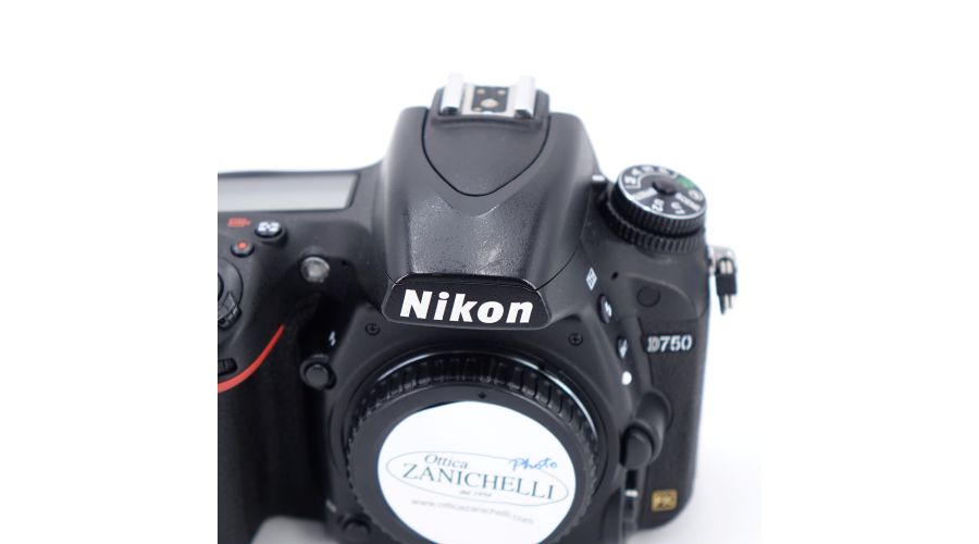 Nikon D750 Body 19817 Scatti Usato - foto 9