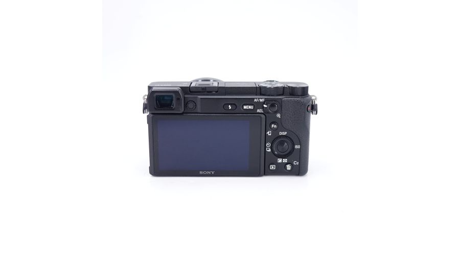 Sony A6400 + E PZ 16-50mm f/3.5-5.6 OSS 19213 Scatti Usato - foto 2