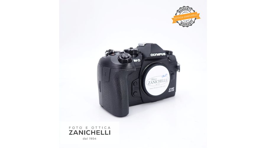 Olympus OM-D E-M10 III 8050 Scatti Usato - foto 6