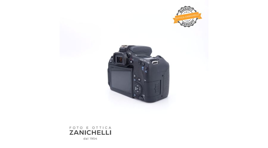 Canon EOS 77D 46067 Scatti Usato - foto 3