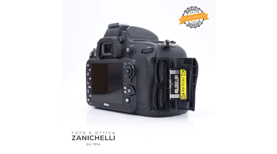 Nikon D610 Body 7596 Scatti Usato - foto 2