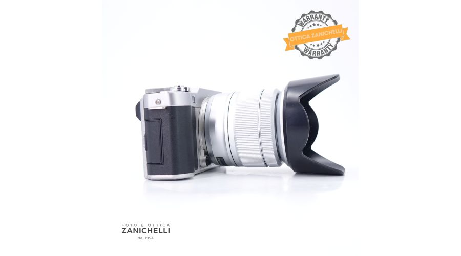 Fujifilm X-A3 Silver + 16-50mm II Usato - foto 3