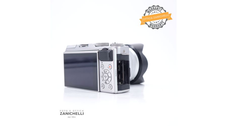 Fujifilm X-A3 Silver + 16-50mm II Usato - foto 4