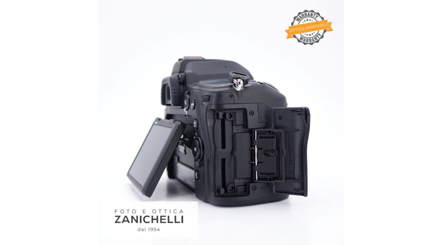 Nikon D780 Body 45987 Scatti Usato - foto 3