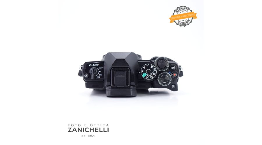 Olympus OM-D E-M10 IV Body 12000 Scatti Usato - foto 7