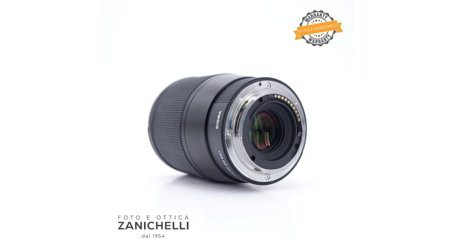 Sigma 16mm f/1.4 DC DN C - foto 4