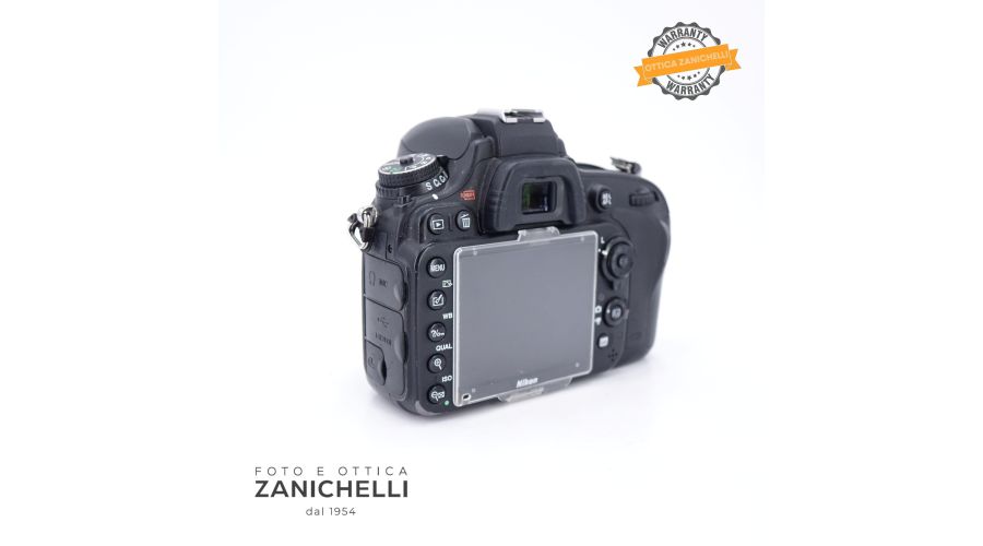 Nikon D610 Body 56267 Scatti Usato - foto 4