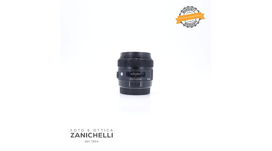 Sigma 30mm f/1.4 DC Art 