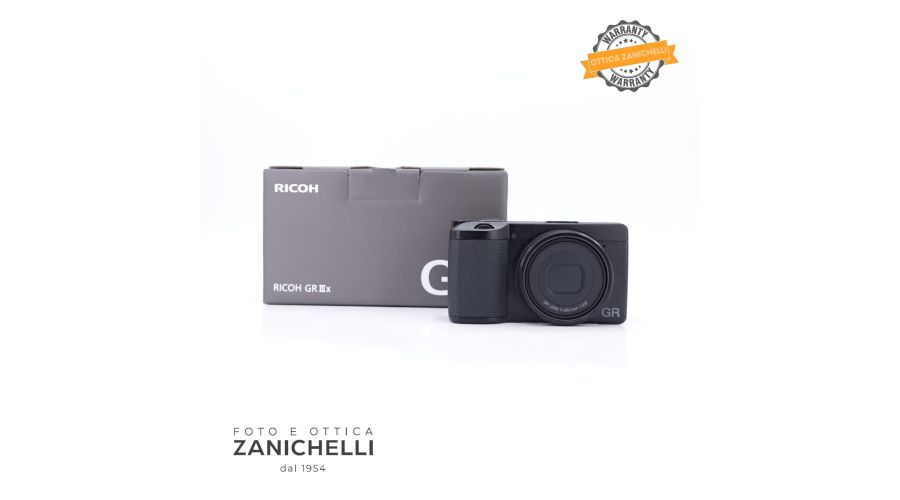 Ricoh GRIII X Scatti 12 Usato 