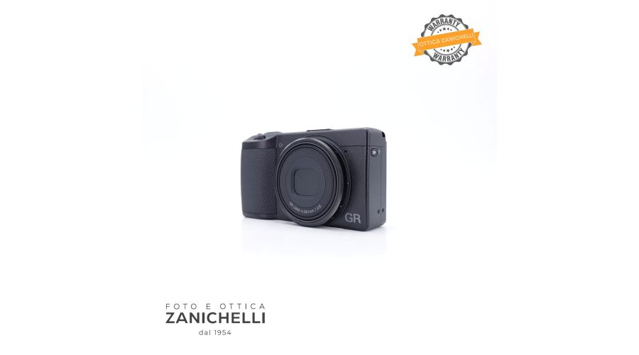 Ricoh GRIII X Scatti 12 Usato - foto 3