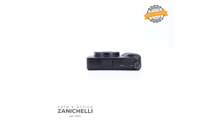 Ricoh GRIII X Scatti 12 Usato - foto 7