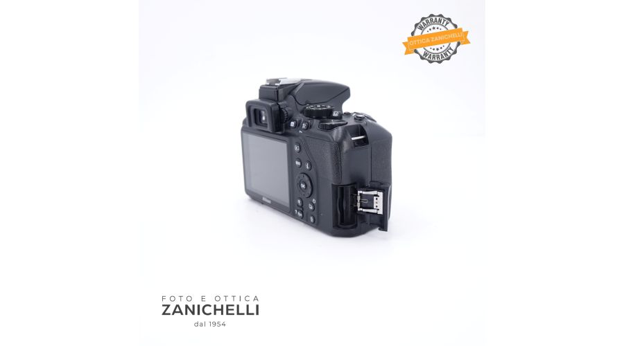 Nikon D3500 Body 16700 Scatti Usato - foto 3