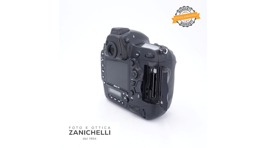 Nikon D4 176935 Scatti Usato - foto 3