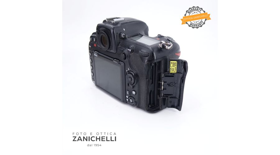 Nikon D500 Body 101997 Scatti Usato - foto 3