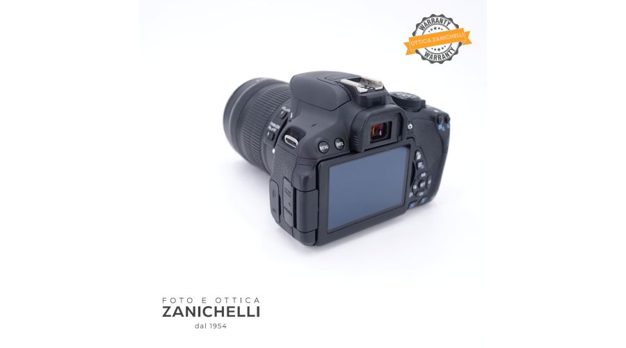 Canon EOS 700D Body + EFS 18-135mm f/3.5-5.6 IS STM 4360 Scatti Usato - foto 4