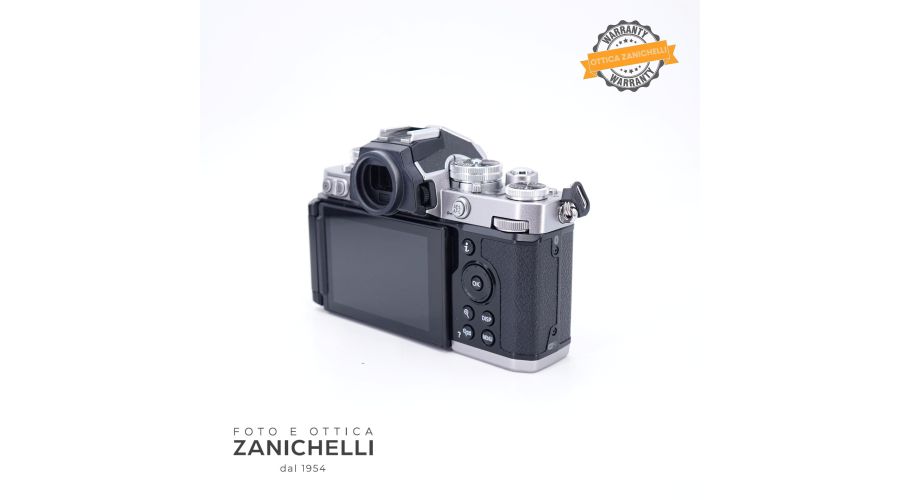 Nikon Z FC Body 4800 Scatti Usato Nital - foto 3
