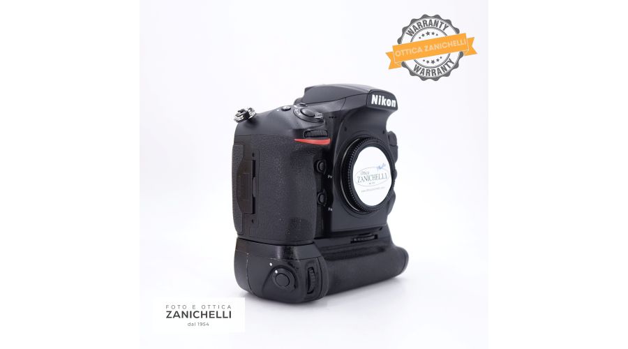 Nikon D810 + Grip compatibile 17000 Scatti Usato - foto 6