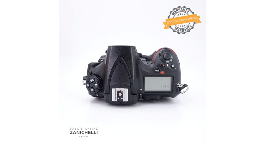 Nikon D810 + Grip compatibile 17000 Scatti Usato - foto 7
