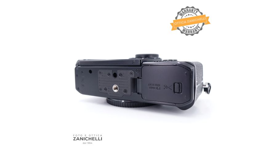 Nikon Zf 200 Scatti Usato (F1221)- foto 6