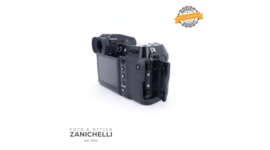 Fujifilm GFX 50S II Body 11000 Scatti Usato - foto 3