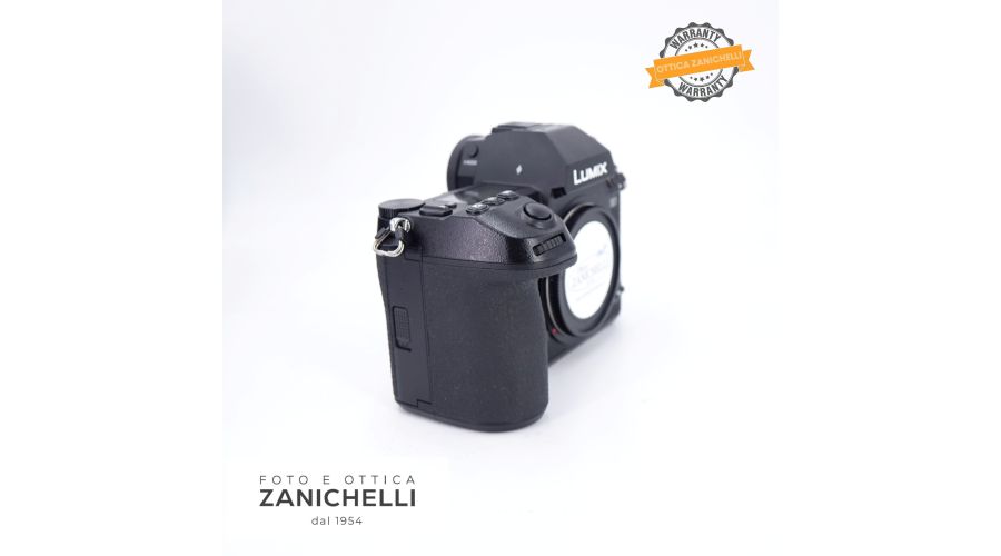Panasonic Lumix S1 Body 15600 Scatti Usato - foto 6