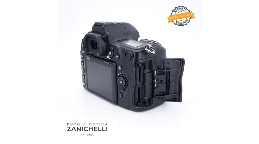 Nikon D780 Body 47443 Scatti Usato - foto 3