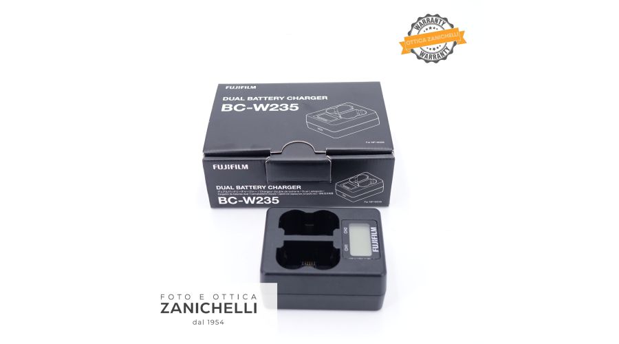 Fujifilm BC-W235 Dual Battery Charger Usato - foto 3