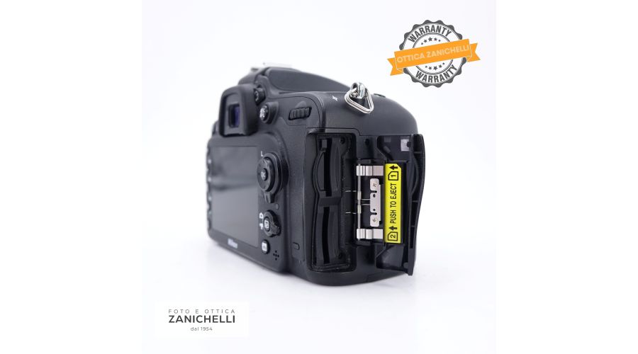Nikon D7200 Body 24041 Scatti Usato - foto 2