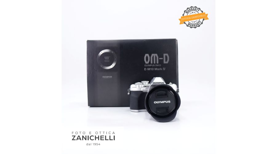 Olympus OM-D E-M10 IV Body 6986 Scatti + ED 14-42mm f/3.5-5.6 EZ Usato 