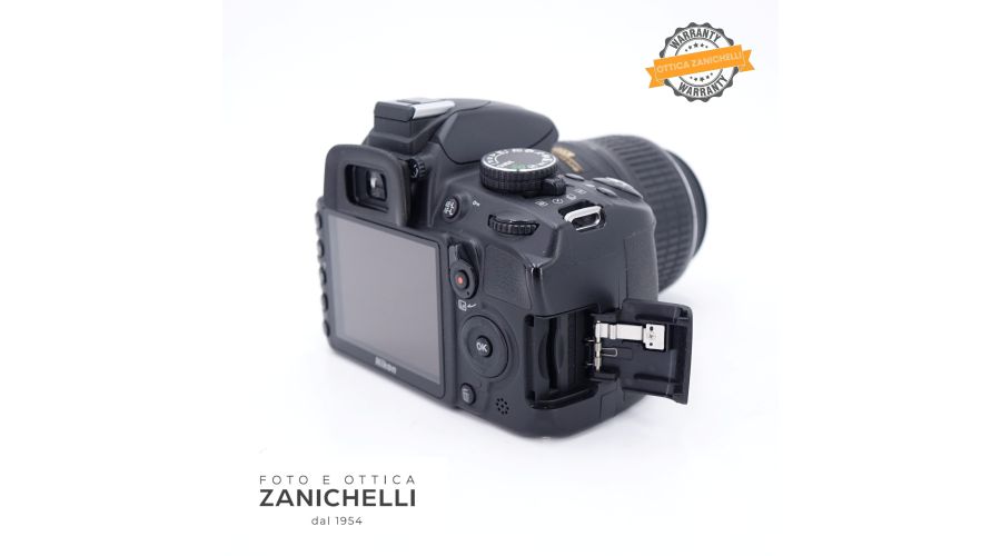 Nikon D3100 + 18-55mm 16757 Scatti Usato - foto 3