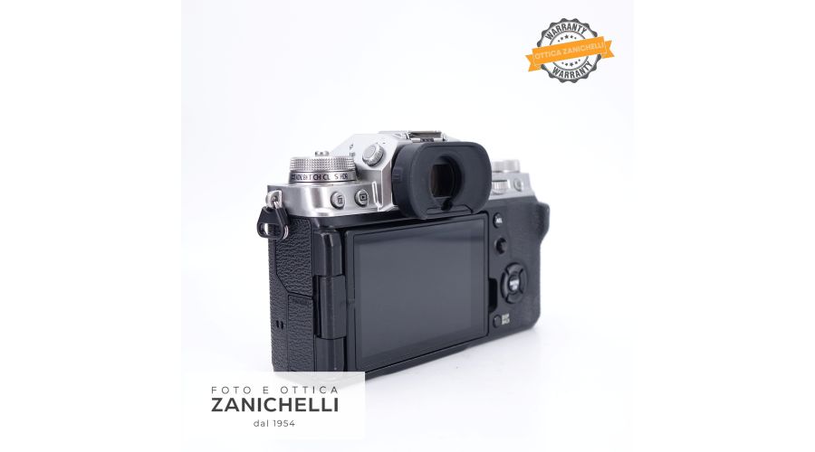 Fujifilm X-T4 Body Black 2111 Scatti Usato - foto 3